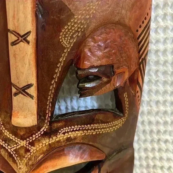 Tribal Mask Wall Decor - Picture 4 of 6